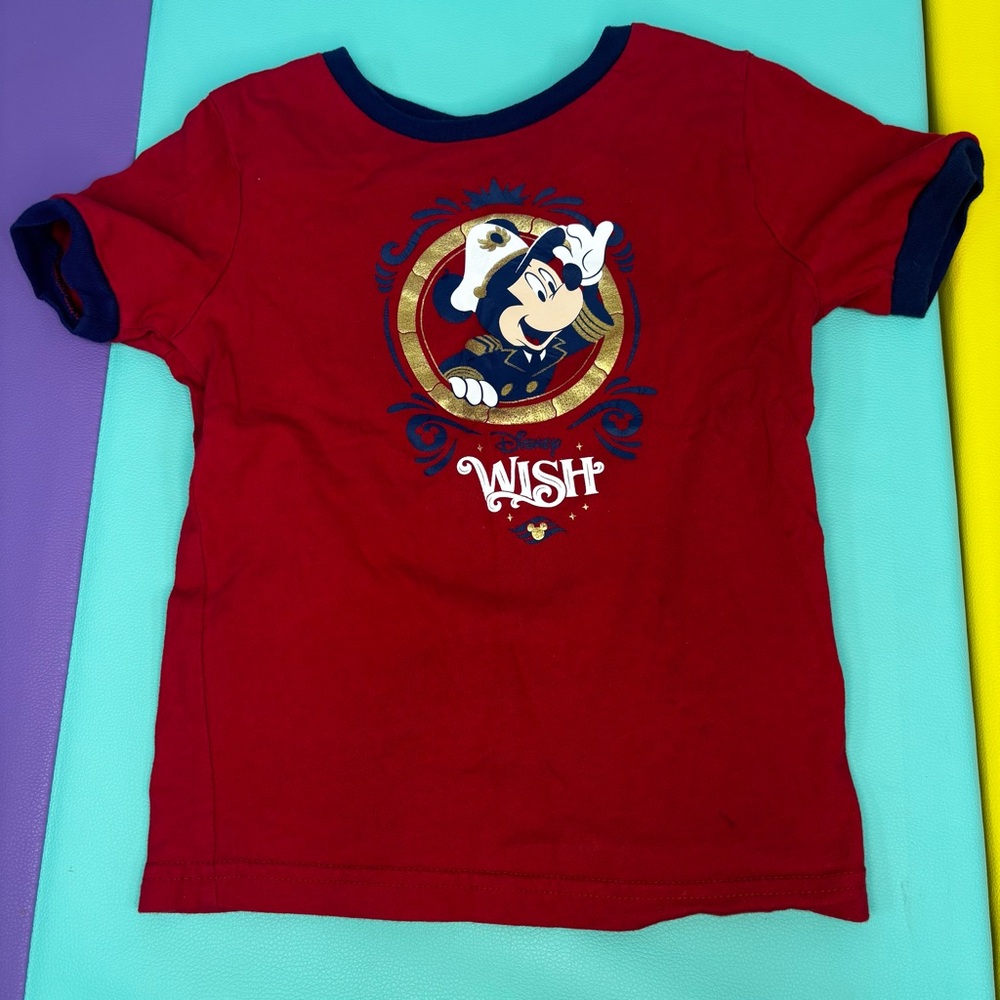 Disney Cruise Line Disney Wish Kids Red T-Shirt‎ Captain Mickey Mouse Design